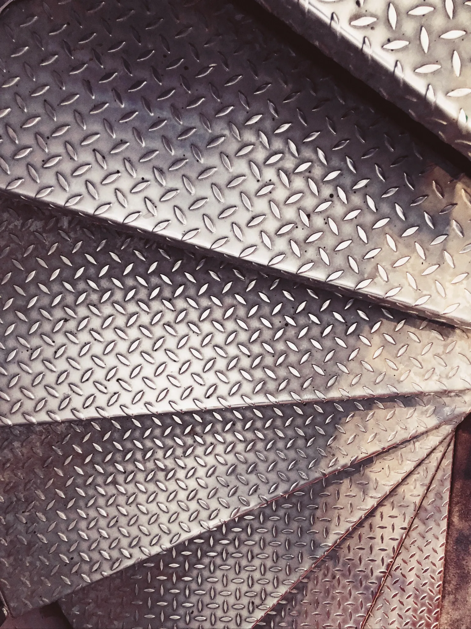 Durbar Spiral Stair Treads
For curved or compact staircases, Durbar steel plate spiral stair treads are available in standard clockwise and anti-clockwise orientations. Supplied in a standard size of 600 x 270mm with up and down turns, these treads provide a consistent, slip-resistant step for spiral stair applications. Bespoke configurations can be manufactured to order.