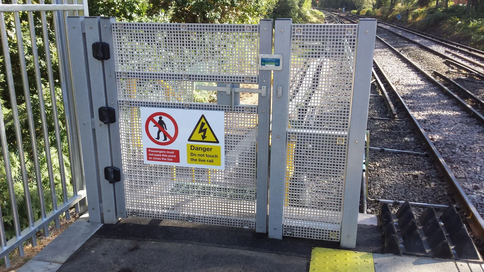 Supporting safer rail environments
Barclay & Mathieson supplies a wide range of GRP and steel products and solutions that help improve pedestrian safety and reduce slips and falls across rail environments, whether stations, depots, footbridges or trackside infrastructure.
If you’re looking for a dependable, accredited supply partner for your next rail project, we’re just a phone call away. Call us on 0114 254 3220.
Explore our expertise or contact our team to discuss your requirements.
RISQS Supplier ID. 9517